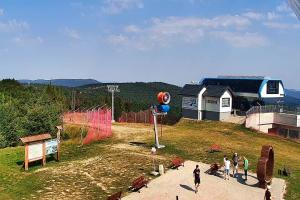 Kamera: Jaworzyna Krynicka Widok na szczyt Jaworzyny (1114 m n.p.m) Krynica Jaworzyna Krynicka Widok na szczyt Jaworzyny (1114 m n.p.m)