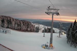 Zieleniec Zieleniec Zieleniec SKI Arena - Widok z górnej stacji