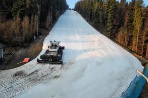 Myślenice Myślenice SN Widok na stok