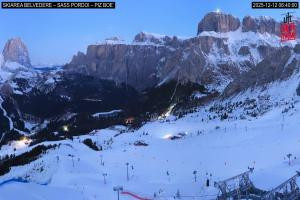 Kamera: Val di Fassa - Carezza Canazei - Belvedere Val di Fassa - Carezza Val di Fassa - Carezza Canazei - Belvedere