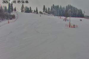 Niedzica Polana Sosny widok na stok narciarski