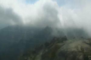 Kamera: Wysokie Tatry Lomnický štít — 2.634 m n.p.m. Tatrzańska Łomnica Wysokie Tatry Lomnický štít — 2.634 m n.p.m.