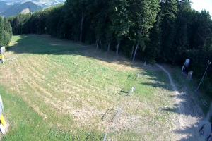Kamera: Kasina ski Górna stacja kolejki krzesełkowej Kasina Wielka Kasina ski Górna stacja kolejki krzesełkowej
