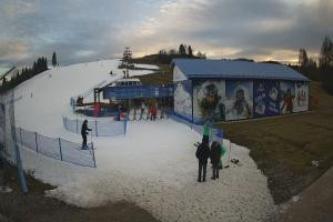 Kamera: Master Ski Wyciąg taśmowy dla dzieci Tylicz Master Ski Wyciąg taśmowy dla dzieci