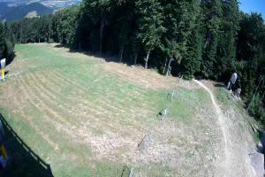 Kamera: Kasina ski Górna stacja kolejki krzesełkowej Kasina Wielka Kasina ski Górna stacja kolejki krzesełkowej