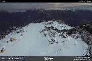 Kamera: Val di Fiemme - Cavalese - Predazzo - Obereggen Alpe Cermis - Paion Val di Fiemme Val di Fiemme - Cavalese - Predazzo - Obereggen Alpe Cermis - Paion