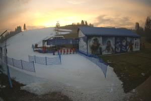 Kamera: Master Ski Wyciąg taśmowy dla dzieci Tylicz Master Ski Wyciąg taśmowy dla dzieci