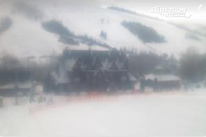 Kamera: Chyrowa Ski Widok na dolnÄ… stacjÄ™ wyciÄ…gu Chyrowa Chyrowa Ski Widok na dolnÄ… stacjÄ™ wyciÄ…gu