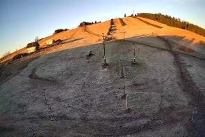 Kamera: Kompleks Wyciągów Narciarskich Górnik Stok przy wyciągach nr 1 i 2 Walim - Rzeczka Kompleks Wyciągów Narciarskich Górnik Stok przy wyciągach nr 1 i 2