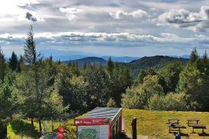 Kamera: Jaworzyna Krynicka Widok na szczyt Jaworzyny (1114 m n.p.m) Krynica Jaworzyna Krynicka Widok na szczyt Jaworzyny (1114 m n.p.m)