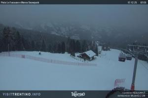 Kamera: Val di Fiemme - Cavalese - Predazzo - Obereggen SkiAreaAlpeLusia - Castelir Slope Val di Fiemme Val di Fiemme - Cavalese - Predazzo - Obereggen SkiAreaAlpeLusia - Castelir Slope