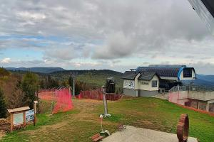 Kamera: Jaworzyna Krynicka Widok na szczyt Jaworzyny (1114 m n.p.m) Krynica Jaworzyna Krynicka Widok na szczyt Jaworzyny (1114 m n.p.m)