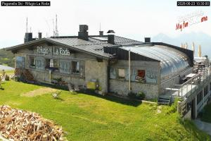 Kamera: Andalo - Paganella Rifugio la Roda Andalo - Paganella Andalo - Paganella Rifugio la Roda