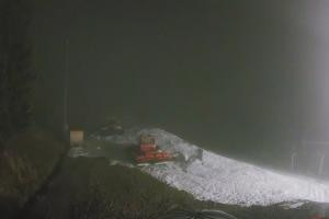 Kamera: Zwardoń ski Stacja dolna Zwardoń Zwardoń ski Stacja dolna