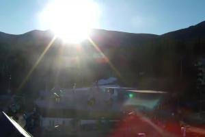 Kamera: Szrenica Ski Arena Widok na dolną stację wyciągu Szklarska Poręba Szrenica Ski Arena Widok na dolną stację wyciągu