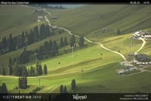 Kamera: Val di Fiemme - Cavalese - Predazzo - Obereggen SkiCenterLatemar - Zischgalm Val di Fiemme Val di Fiemme - Cavalese - Predazzo - Obereggen SkiCenterLatemar - Zischgalm