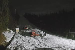 Kamera: Zwardoń ski Stacja dolna Zwardoń Zwardoń ski Stacja dolna