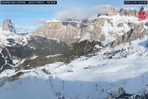 Kamera: Val di Fassa - Carezza Canazei - Belvedere Val di Fassa - Carezza Val di Fassa - Carezza Canazei - Belvedere