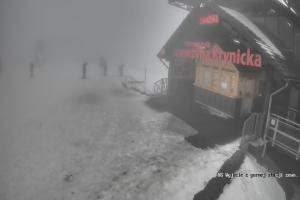 Kamera: Jaworzyna Krynicka Widok na trasę dla dzieci na szczycie (1100 m n.p.m.) Krynica Jaworzyna Krynicka Widok na trasę dla dzieci na szczycie (1100 m n.p.m.)