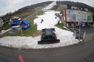 Kamera: BIESZCZAD.ski Widok na stok i kolej linową Wańkowa BIESZCZAD.ski Widok na stok i kolej linową