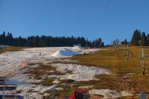 Kamera: Zieleniec Zieleniec SKI Arena - Widok z dolnej stacji Zieleniec Zieleniec Zieleniec SKI Arena - Widok z dolnej stacji