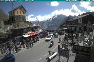 Kamera: Passo Stelvio Widok na przełęcz Stelvio 2760 m Przełecz Stelvio Passo Stelvio Widok na przełęcz Stelvio 2760 m