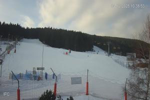 Kamera: Czarna Góra Dolny odcinek nartostrady "B", wyciąg BIBA Stronie Śląskie Czarna Góra Dolny odcinek nartostrady "B", wyciąg BIBA
