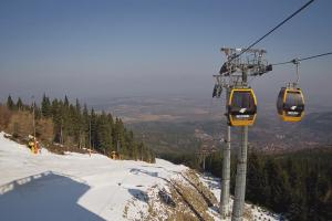 Świeradów Zdrój Ski&Sun Widok na wyciąg