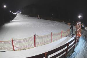 Kamera: Stacja narciarska CZARNÓW Wyciąg numer 1 dolna stacja Stacja narciarska CZARNÓW Stacja narciarska CZARNÓW Wyciąg numer 1 dolna stacja