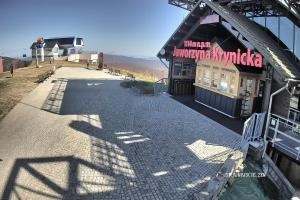 Kamera: Jaworzyna Krynicka Widok na trasę dla dzieci na szczycie (1100 m n.p.m.) Krynica Jaworzyna Krynicka Widok na trasę dla dzieci na szczycie (1100 m n.p.m.)