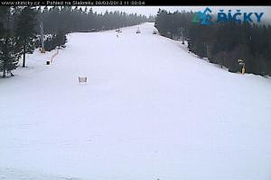 Kamera: Ski centrum Říčky v Orlických horách Pohled na Slalomku (černá) Říčky v Orlických horách Ski centrum Říčky v Orlických horách Pohled na Slalomku (černá)