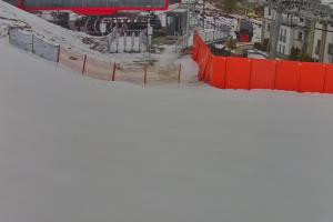 Kamera: Jaworzyna Krynicka Widok ze stacji dolnej kolei gondolowej (648 m n.p.m.) Krynica Jaworzyna Krynicka Widok ze stacji dolnej kolei gondolowej (648 m n.p.m.)