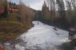 Kamera: Dwie Doliny Stonoga - wyciąg szkoleniowy Wierchomla-Muszyna Dwie Doliny Stonoga - wyciąg szkoleniowy