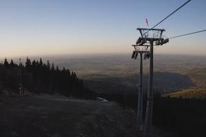 Świeradów Zdrój Ski&Sun Widok na wyciąg