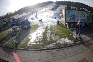 Wańkowa BIESZCZAD.ski Widok na stok i kolej linową