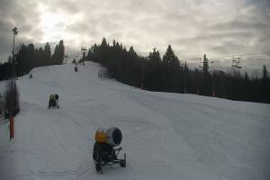 Kamera: Cieńków Widok na trasę kolei krzesełkowej Wisła Cieńków Widok na trasę kolei krzesełkowej