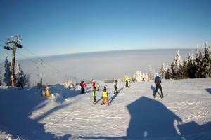 Kamera: Szczyrk Mountain Resort Małe Skrzyczne – 1211 m n.p.m. Szczyrk Szczyrk Mountain Resort Małe Skrzyczne – 1211 m n.p.m.