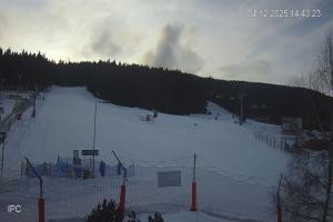 Kamera: Czarna Góra Dolny odcinek nartostrady "B", wyciąg BIBA Stronie Śląskie Czarna Góra Dolny odcinek nartostrady "B", wyciąg BIBA