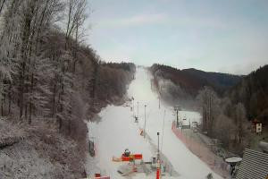 Kamera: STOK – Stacja Narciarska Widok z dolnej stacji Wisła STOK – Stacja Narciarska Widok z dolnej stacji