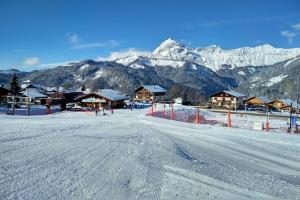 Crest-Voland Cohenhoz Crest-Voland Cohenhoz Stacja narciarska w Crest-Voland Cohennoz