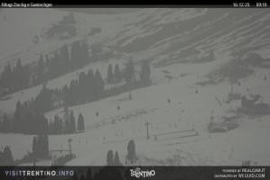 Kamera: Val di Fiemme - Cavalese - Predazzo - Obereggen SkiCenterLatemar - Zischgalm Val di Fiemme Val di Fiemme - Cavalese - Predazzo - Obereggen SkiCenterLatemar - Zischgalm