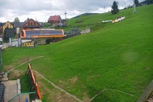 Kamera: Zieleniec Zieleniec SKI Arena - Widok z dolnej stacji Zieleniec Zieleniec Zieleniec SKI Arena - Widok z dolnej stacji