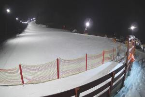 Kamera: Stacja narciarska CZARNÓW Wyciąg numer 1 dolna stacja Stacja narciarska CZARNÓW Stacja narciarska CZARNÓW Wyciąg numer 1 dolna stacja